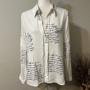 NWT Tendency White Top collared V Neck Long Sleeve Letter Print Popover Size M